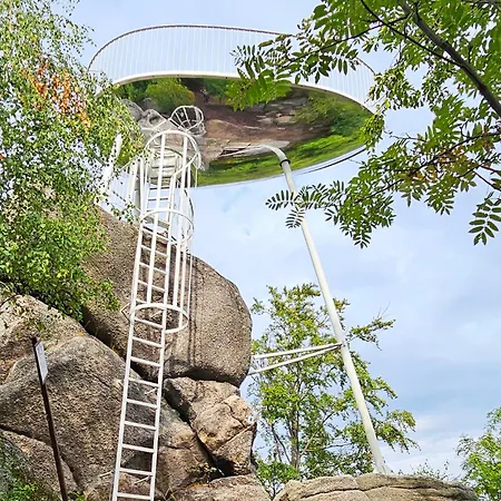 Enjoyharrachov Atraktivni Klidne 3 V Centru Harrachova S Parkovanim, Velkou Terasou, Wifi-wlan, Sat Zdarma, Moznosti Dobijeni Auta, Vyhledem Do Zahrady A Na Romanticky Kostelik Daire