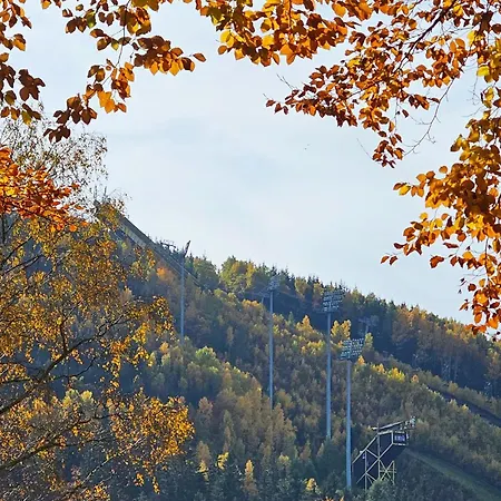 Enjoyharrachov Atraktivní Klidné 3 V Centru Harrachova S Parkováním, Velkou Terasou, Wifi-wlan, Sat Zdarma, Možností Dobíjení Auta, Výhledem Do Zahrady A Na Romantický Kostelík