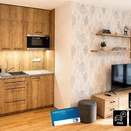 Apartmán Enjoyharrachov Atraktivní Klidné 3 V Centru Harrachova S Parkováním, Velkou Terasou, Wifi-wlan, Sat Zdarma, Možností Dobíjení Auta, Výhledem Do Zahrady A Na Romantický Kostelík Harrachov